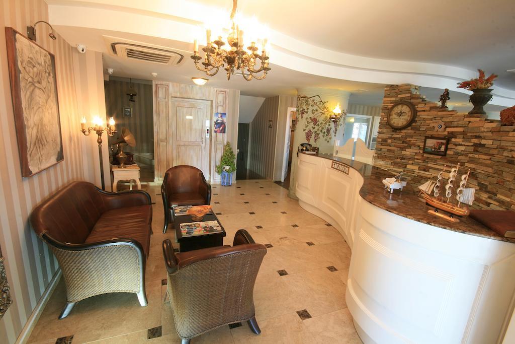 Tirilye Trilyali Butik Hotel מראה חיצוני תמונה