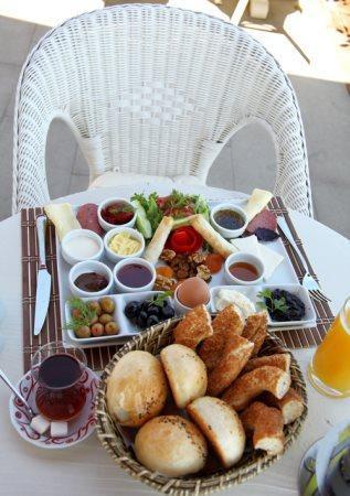 Tirilye Trilyali Butik Hotel מראה חיצוני תמונה