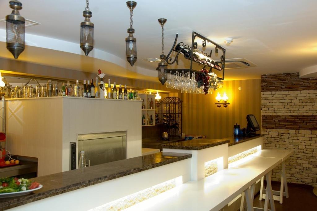 Tirilye Trilyali Butik Hotel מראה חיצוני תמונה