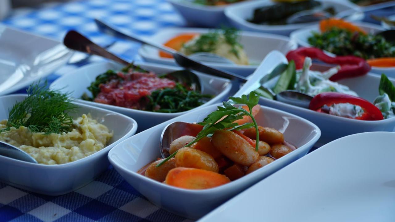 Tirilye Trilyali Butik Hotel מראה חיצוני תמונה