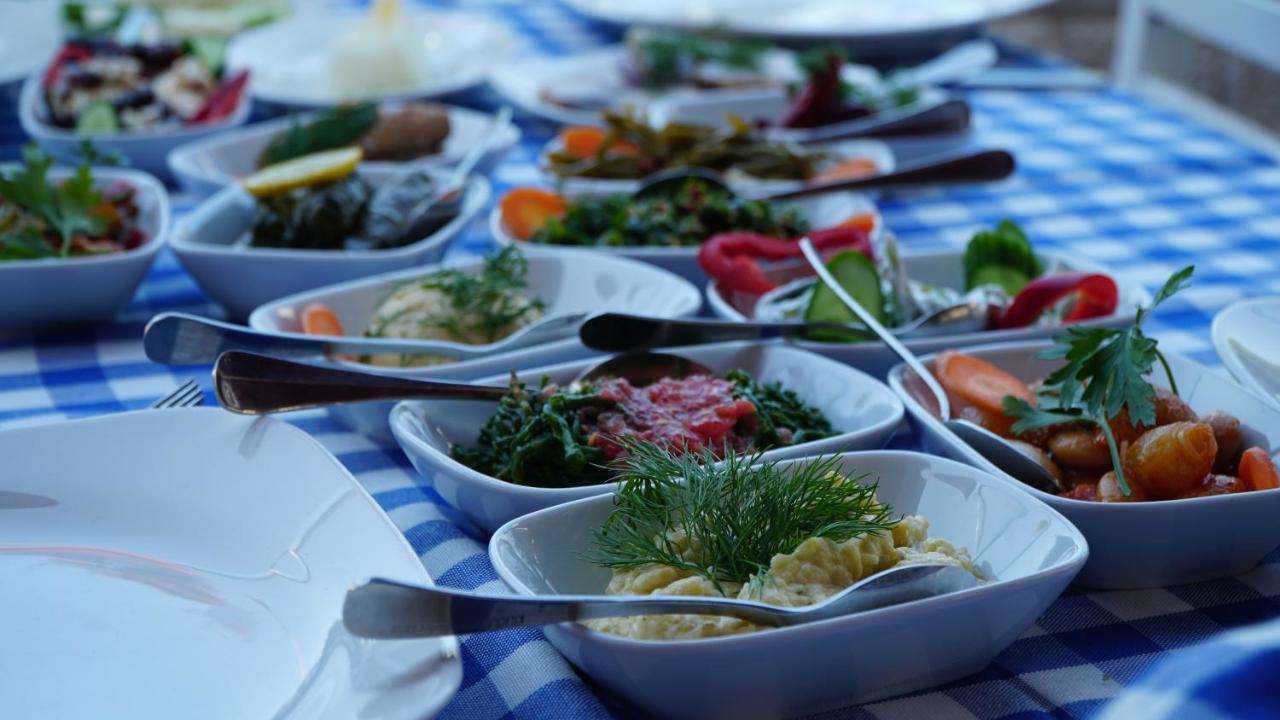 Tirilye Trilyali Butik Hotel מראה חיצוני תמונה